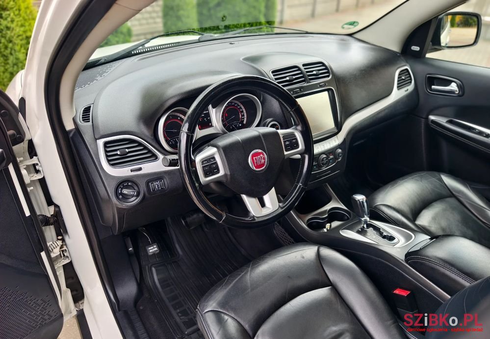 2015' Fiat Freemont photo #5