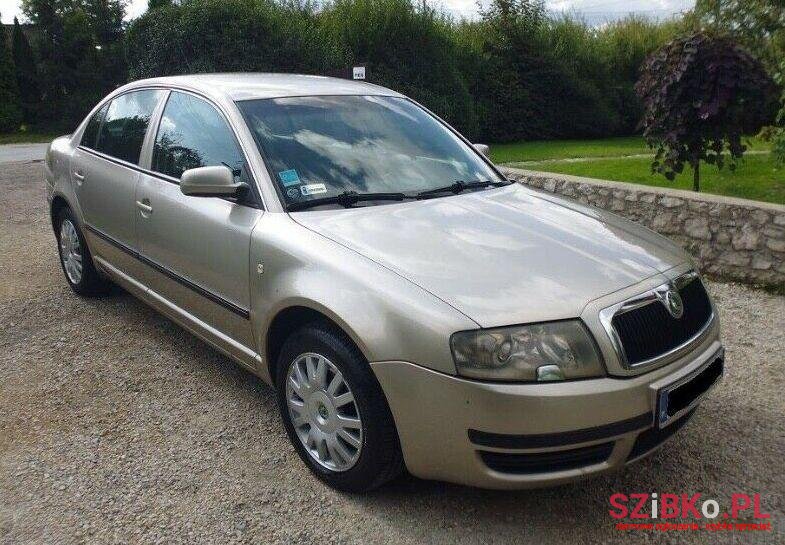 2004' Skoda Superb photo #1