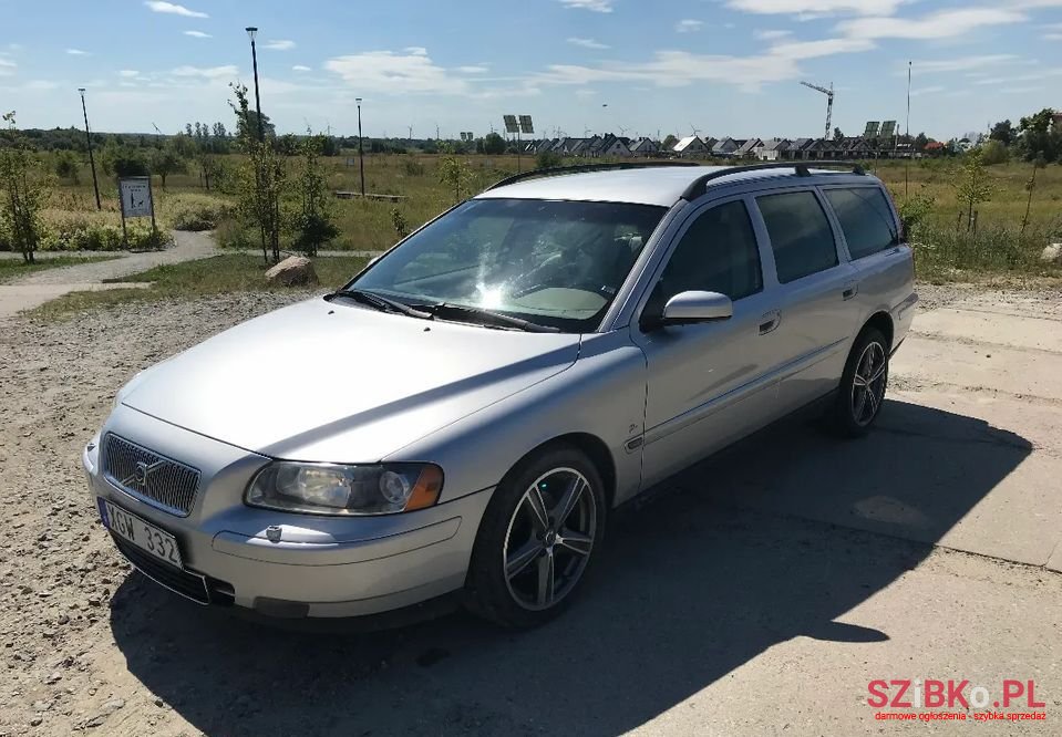 2005' Volvo V70 photo #1