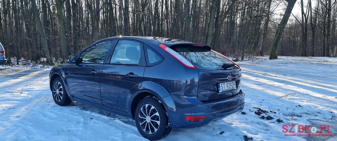 2011' Ford Focus photo #3