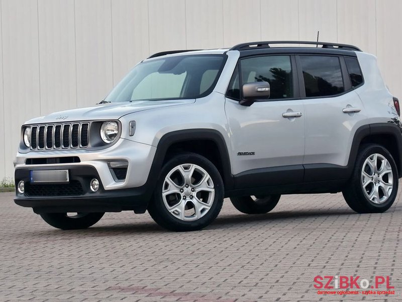 2019' Jeep Renegade photo #6