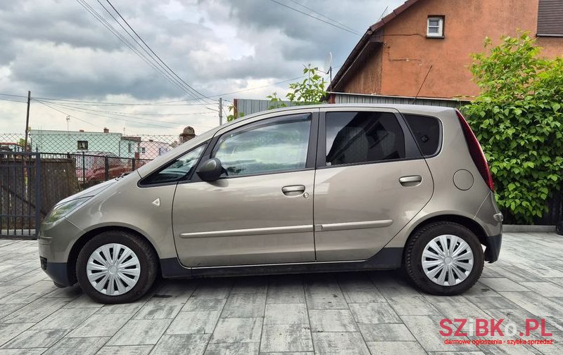 2008' Mitsubishi Colt 1.5 Di-D Motion Plus photo #2