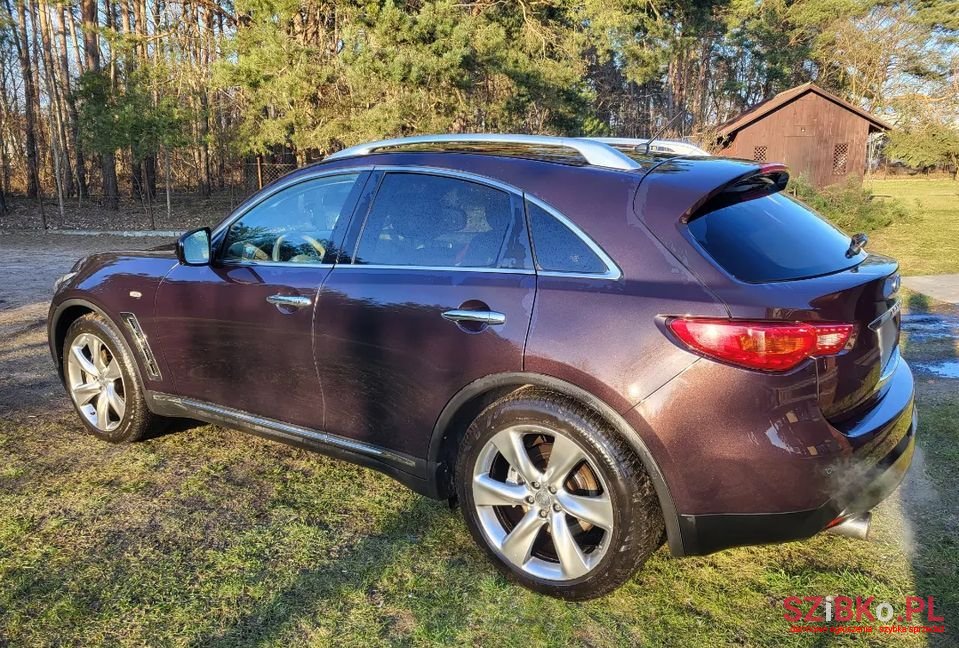 2010' Infiniti FX photo #3