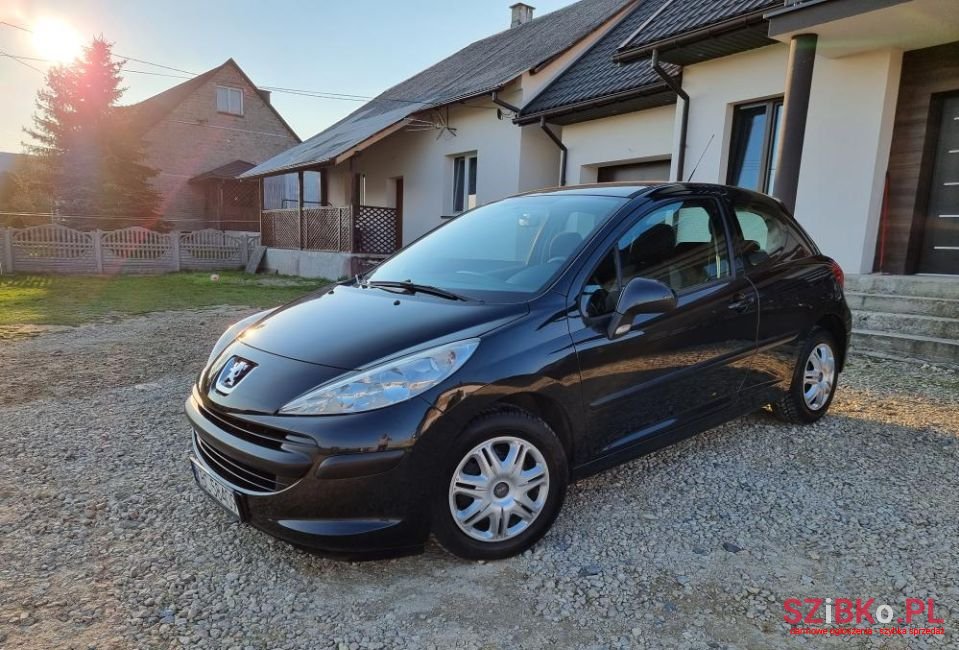 2007' Peugeot 207 photo #5