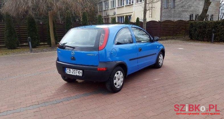 2001' Opel Corsa photo #1