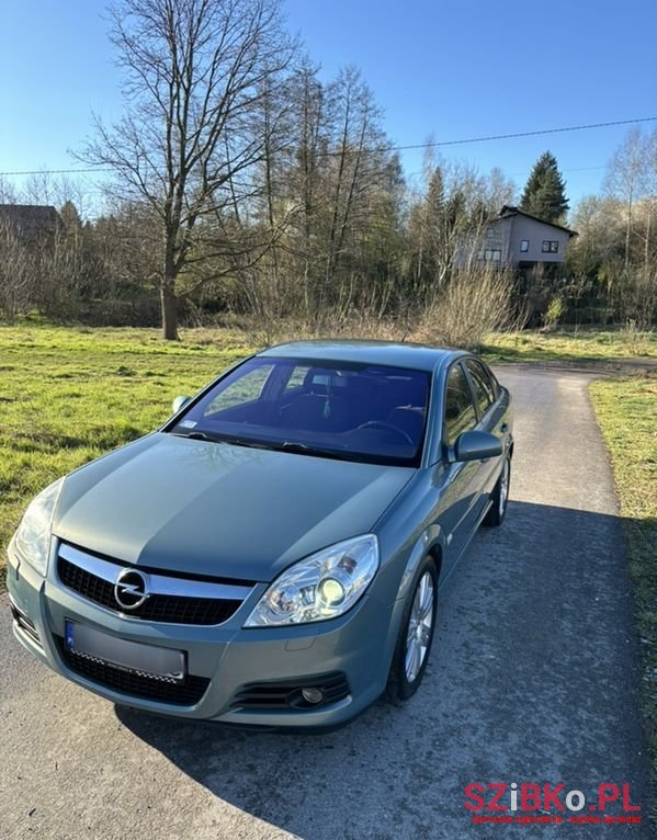 2006' Opel Vectra Comfort photo #1