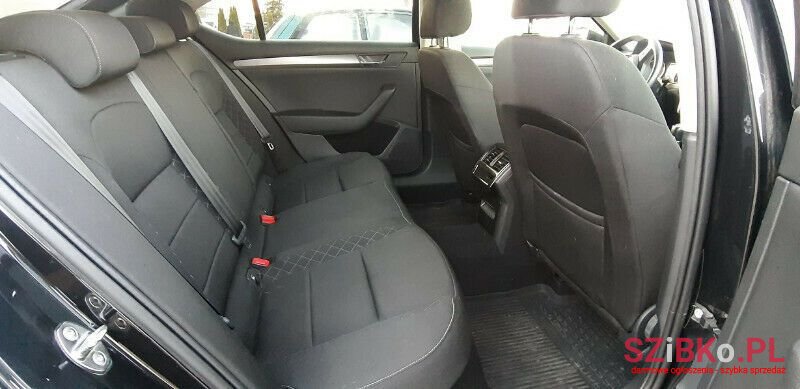 2018' Skoda Superb photo #6