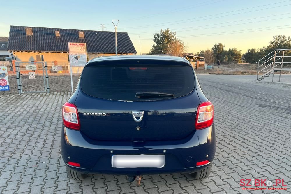 2013' Dacia Sandero photo #6