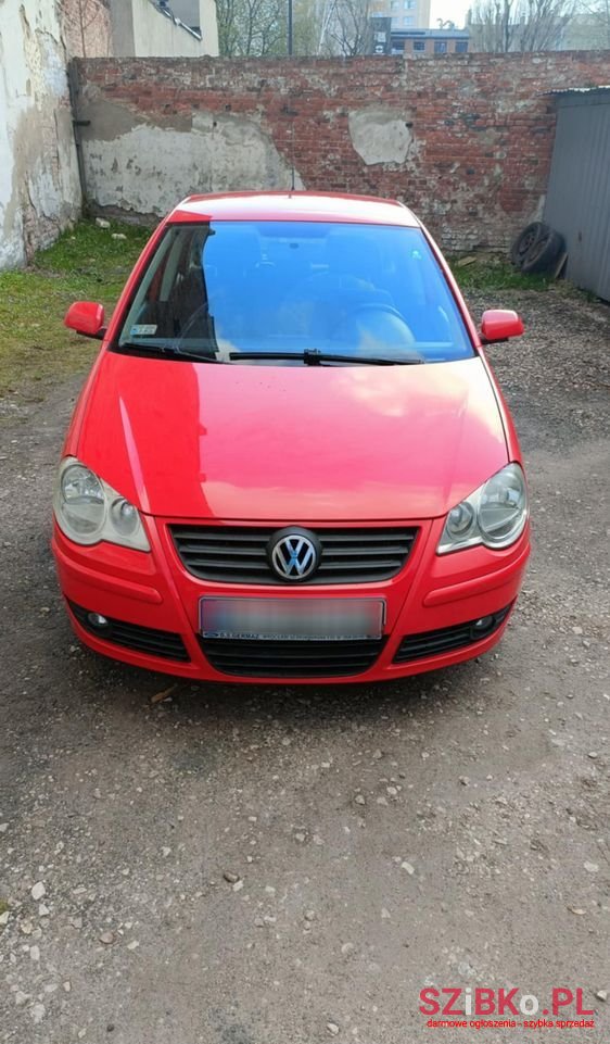 2009' Volkswagen Polo photo #4