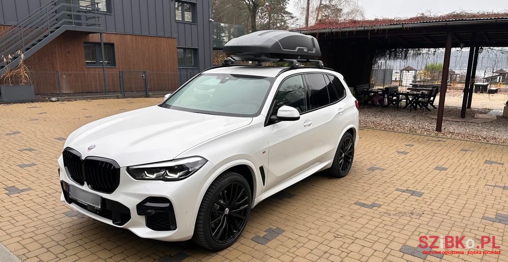 2022' BMW X5 Xdrive25D Sport photo #3