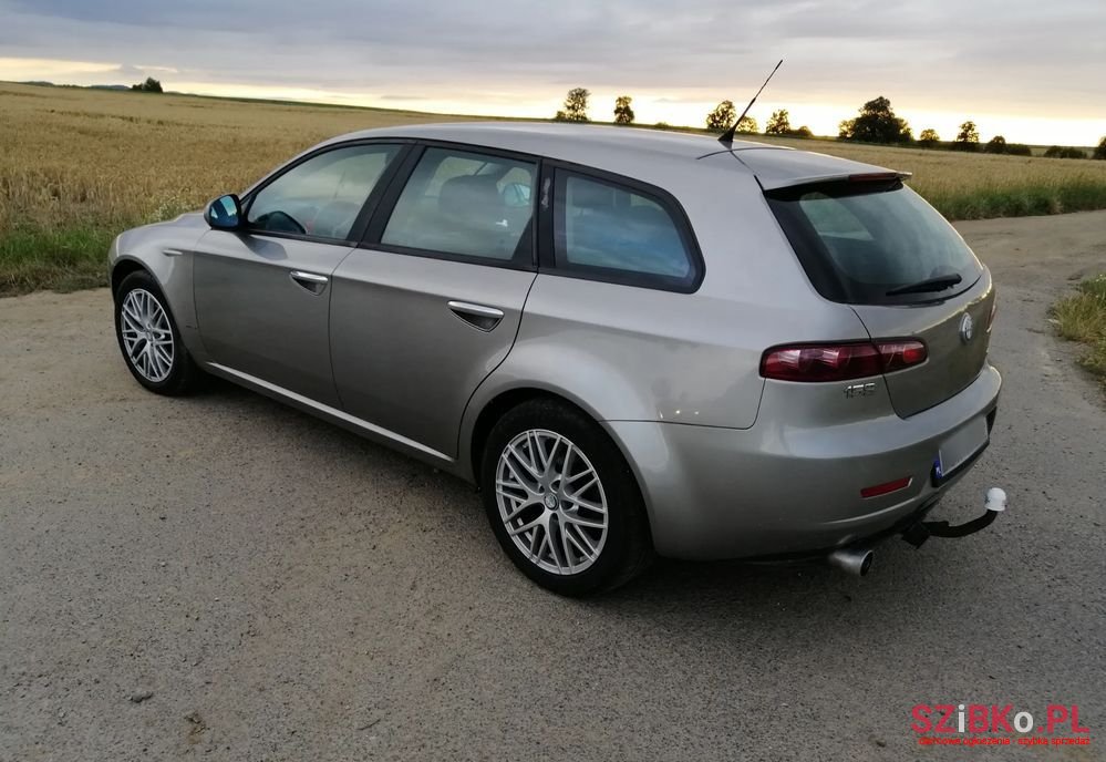 2006' Alfa Romeo 159 photo #6