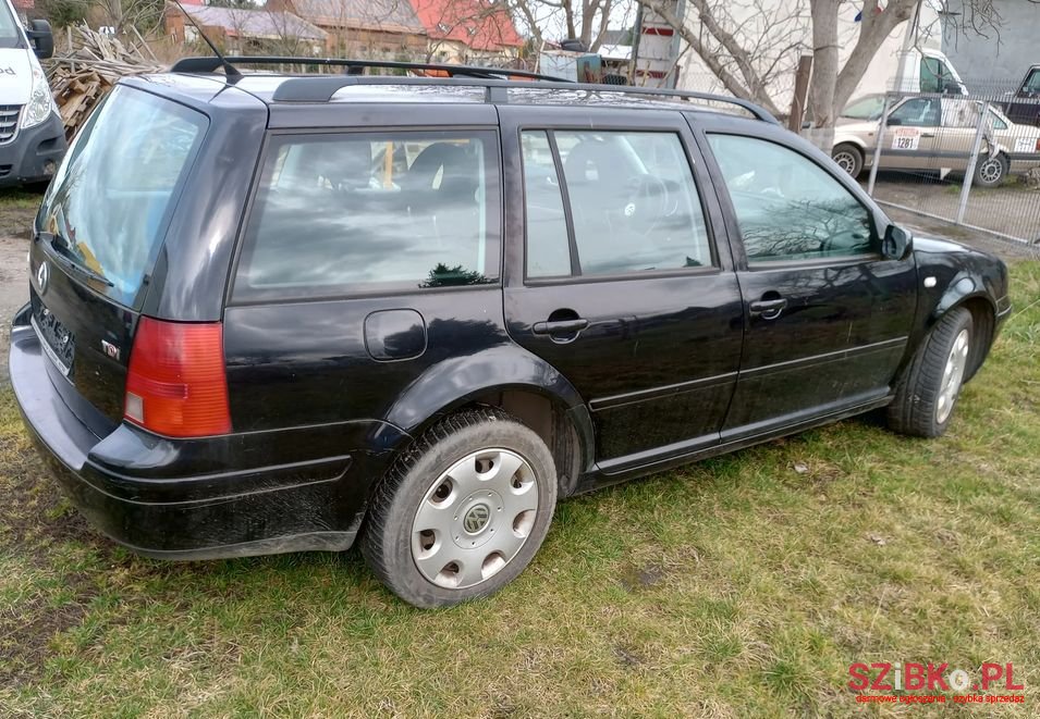 2002' Volkswagen Bora photo #1