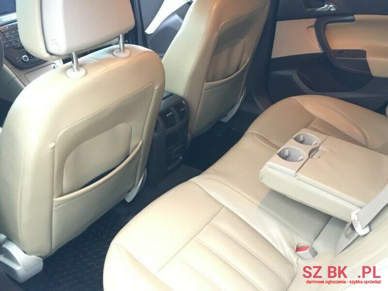 2009' Opel Insignia photo #2