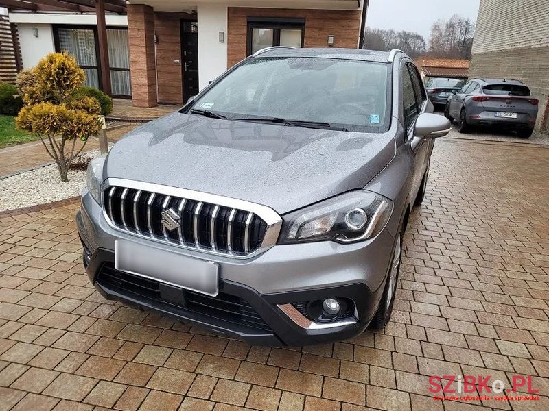 2017' Suzuki SX4 S-Cross 1.0 T Premium photo #3