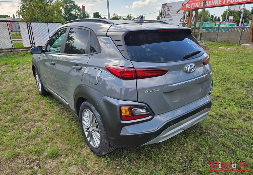 2020' Hyundai Kona photo #2