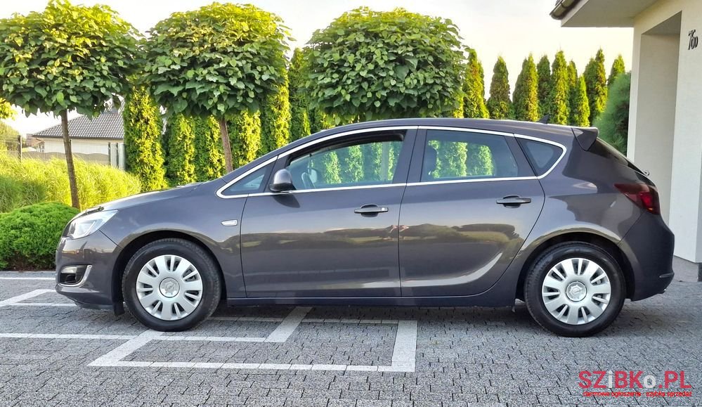 2013' Opel Astra Iv 1.4 T Cosmo photo #6