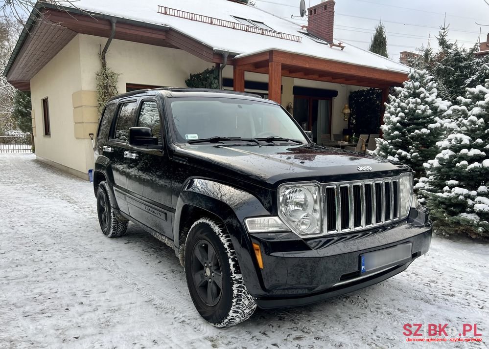 2008' Jeep Liberty 3.7 4X4 photo #5