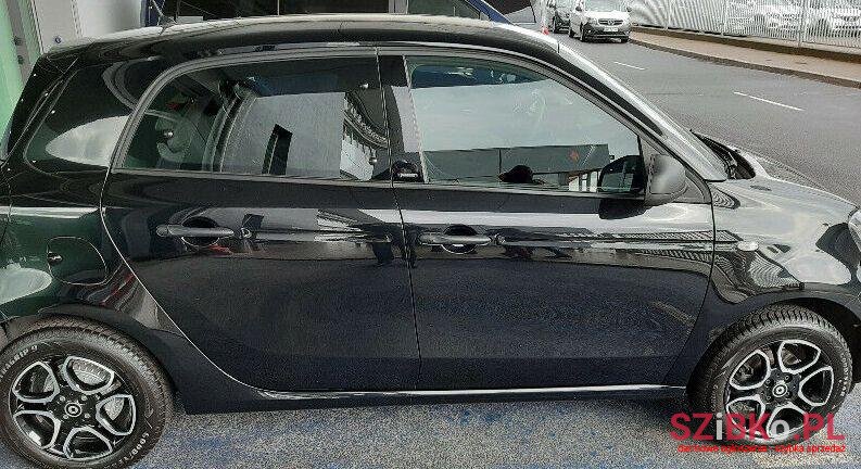 2018' Smart photo #1