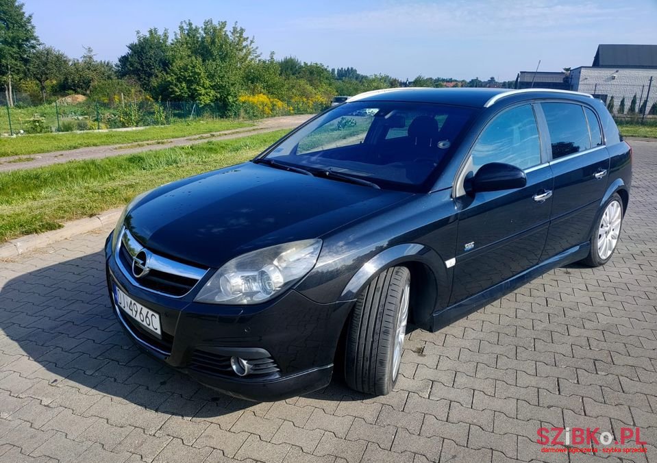 2008' Opel Signum Sport photo #4