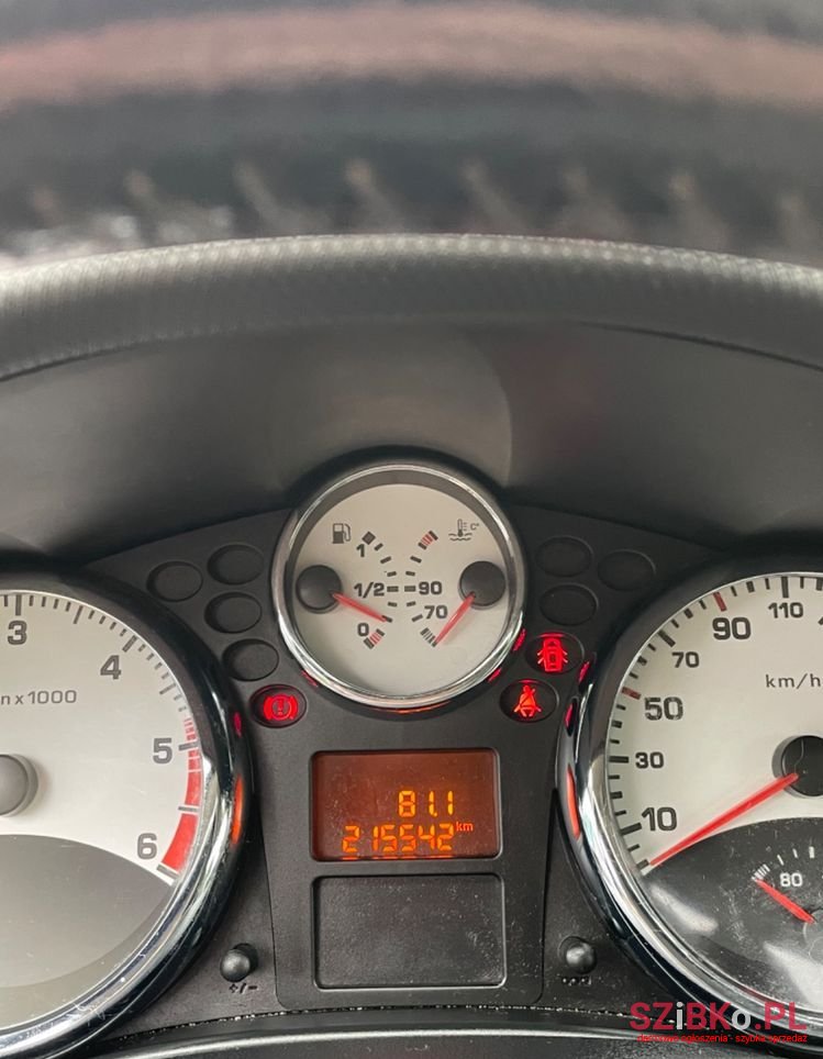 2008' Peugeot 207 1.6 Hdi Trendy photo #6