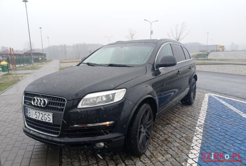 2007' Audi Q7 photo #1