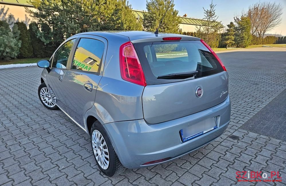 2009' Fiat Grande Punto 1.4 8V Speed photo #6