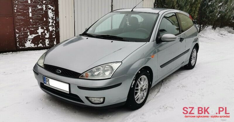 2004' Ford Focus photo #1