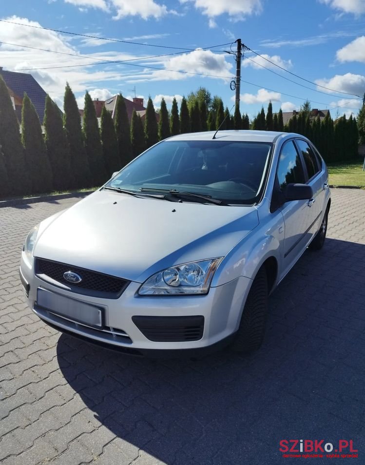 2005' Ford Focus photo #1