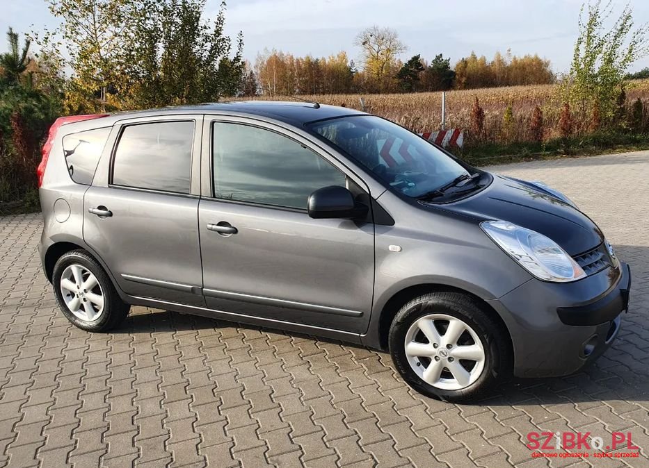 2006' Nissan Note photo #2