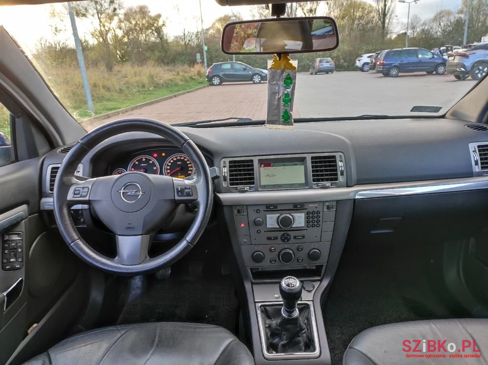 2005' Opel Vectra 1.9 Cdti Elegance photo #4