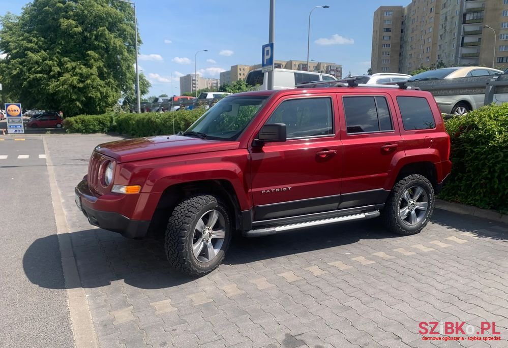 2017' Jeep Patriot photo #2