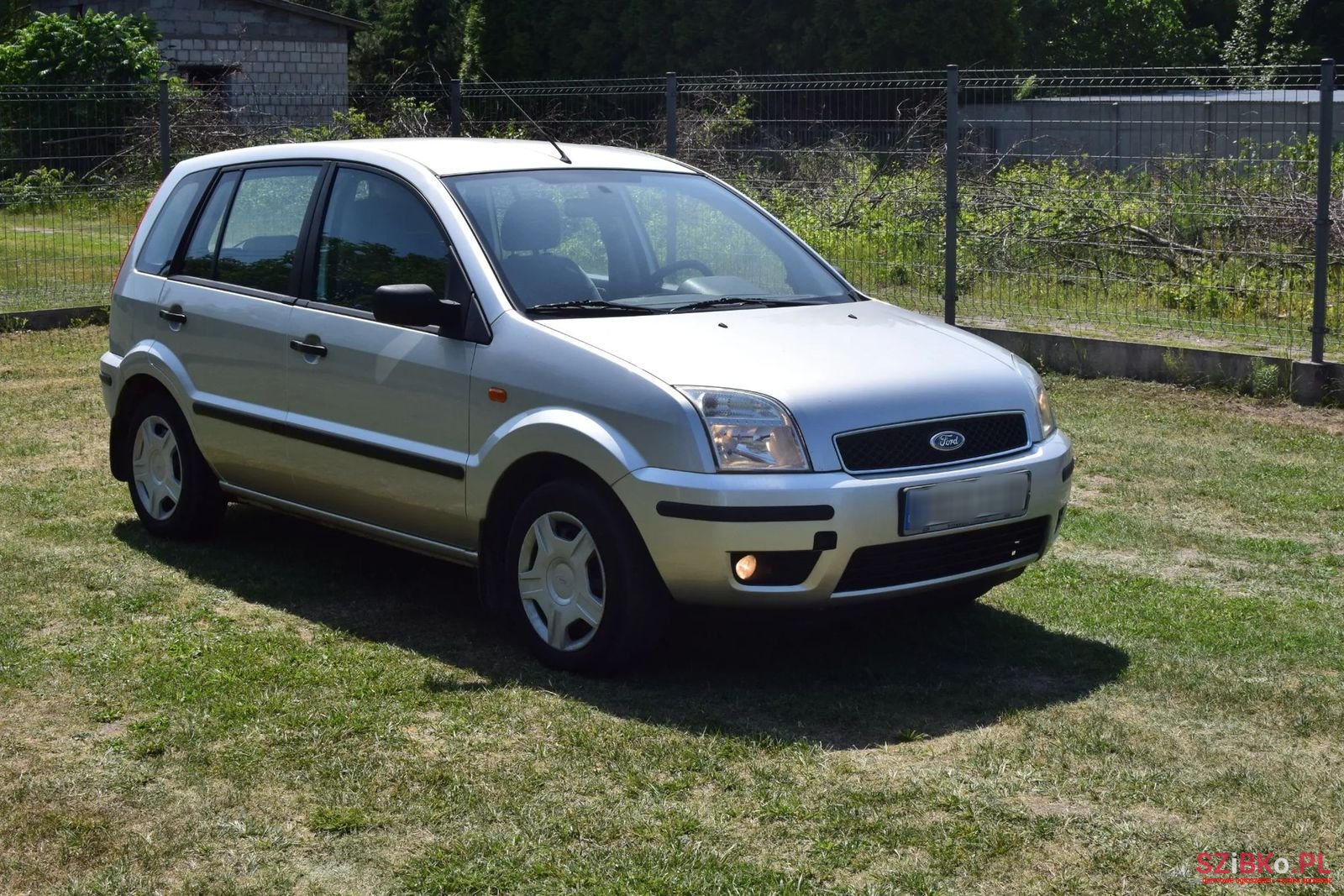 2003' Ford Fusion photo #6