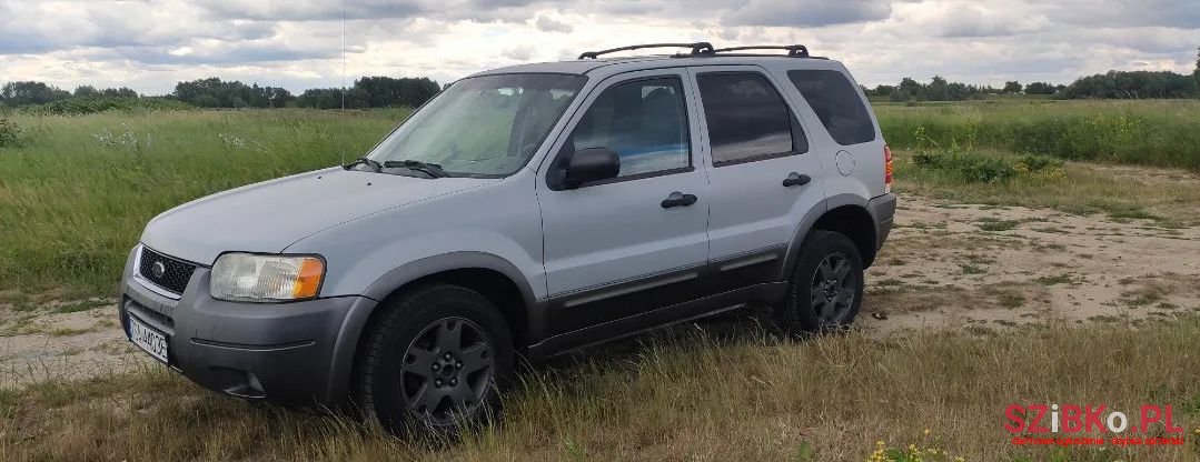 2003' Ford Maverick photo #1