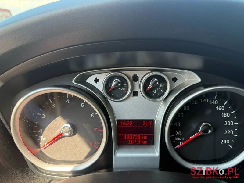 2009' Ford Focus photo #4