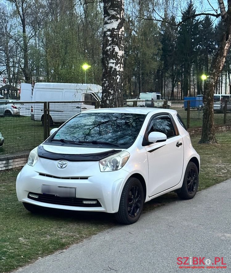 2009' Toyota iQ 1.0 Luna photo #5