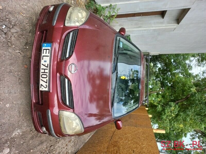 2005' Nissan Almera photo #1