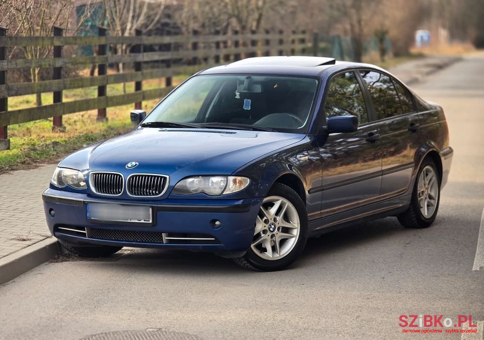 2004' BMW 3 Series 318I Edition Sport photo #2