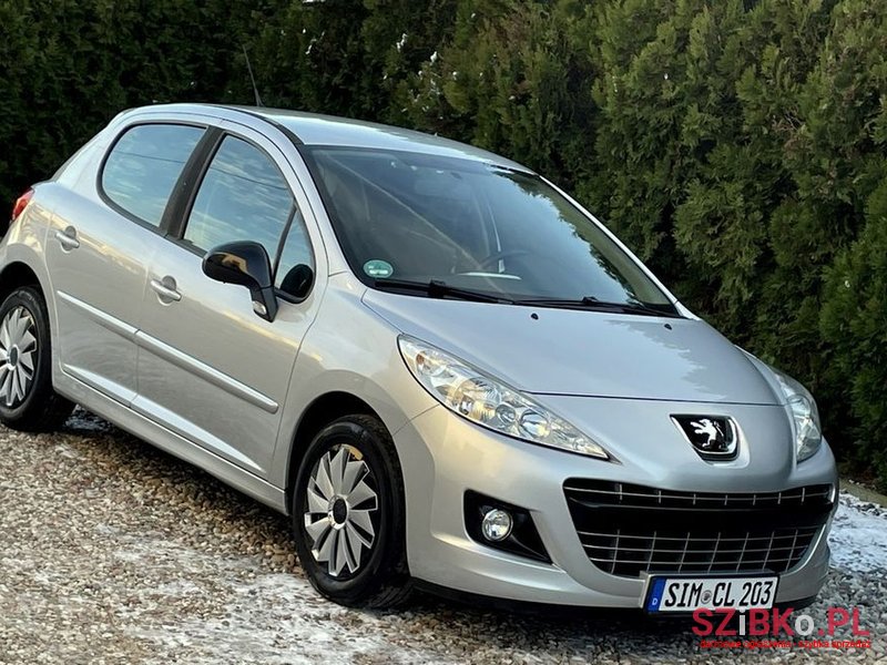 2011' Peugeot 207 photo #4