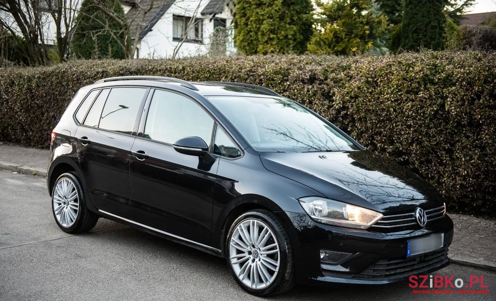 2014' Volkswagen Golf Sportsvan photo #3