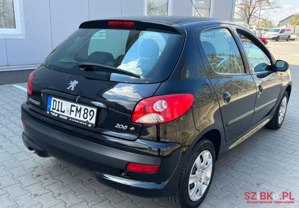 2012' Peugeot 206 Plus photo #3