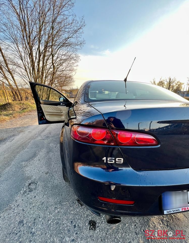 2007' Alfa Romeo 159 photo #2