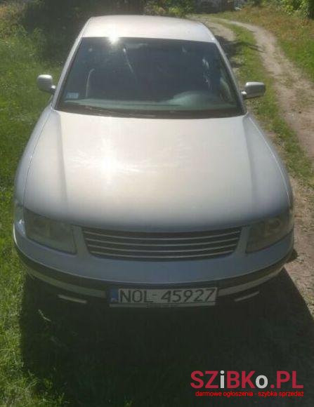 1997' Volkswagen Passat photo #1