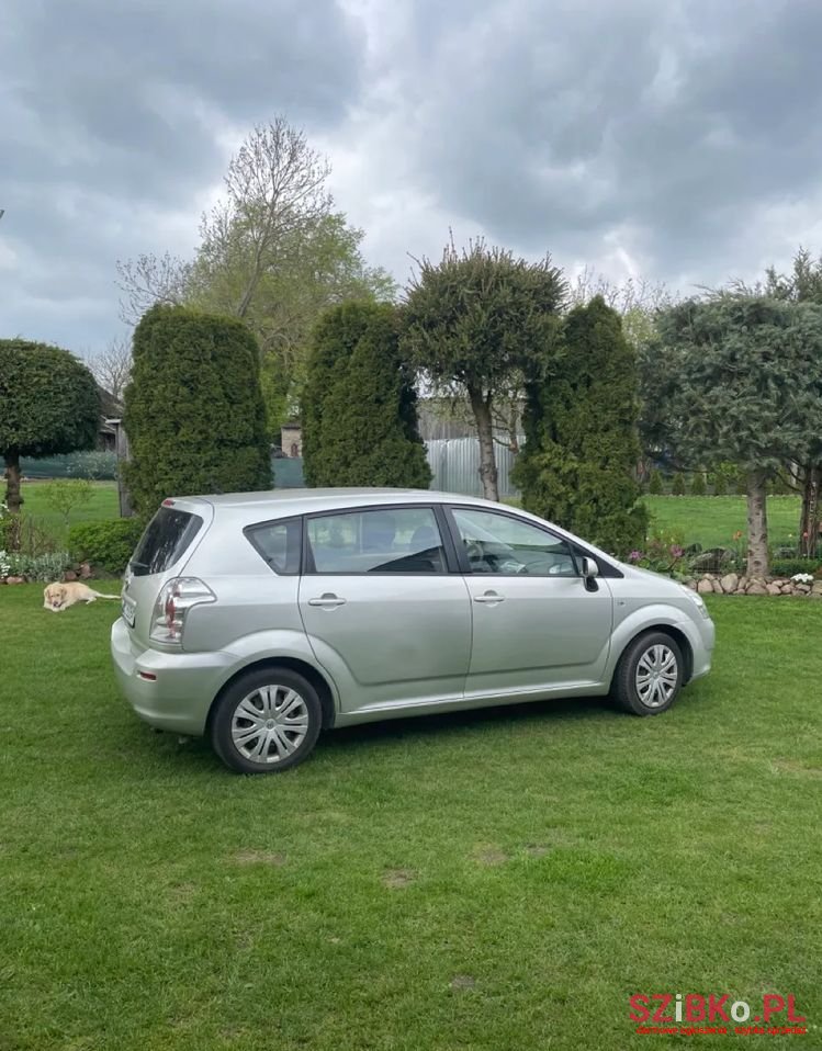 2007' Toyota Corolla Verso photo #4