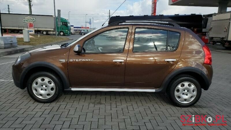 2012' Dacia Sandero Stepway photo #3