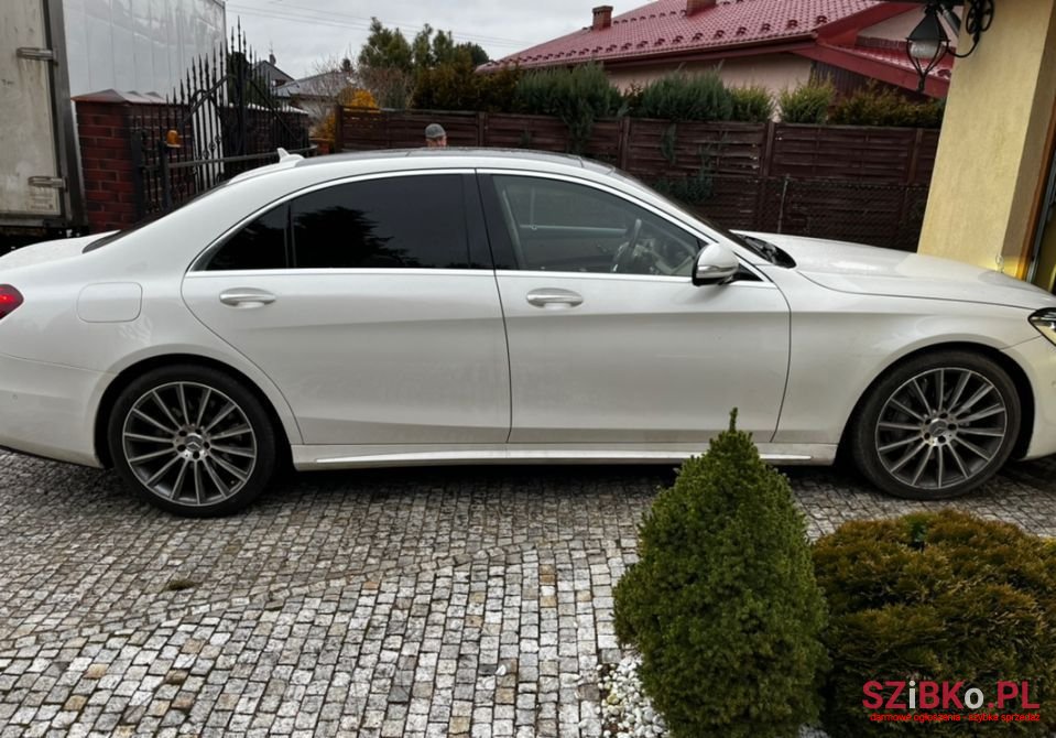 2019' Mercedes-Benz S-Class photo #3