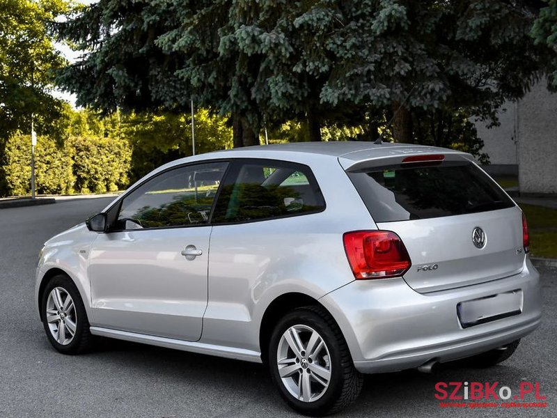 2012' Volkswagen Polo photo #2