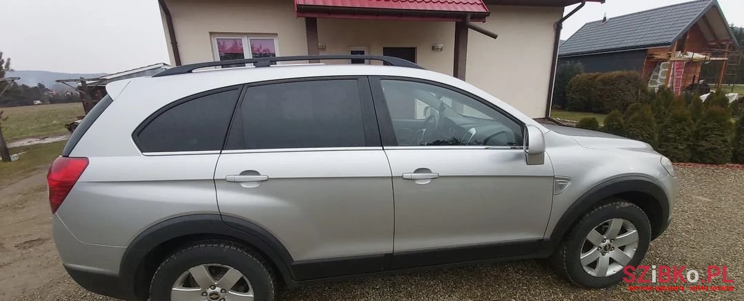 2006' Chevrolet Captiva photo #2