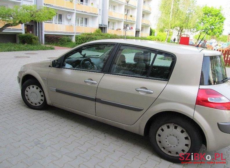 2006' Renault Megane photo #2