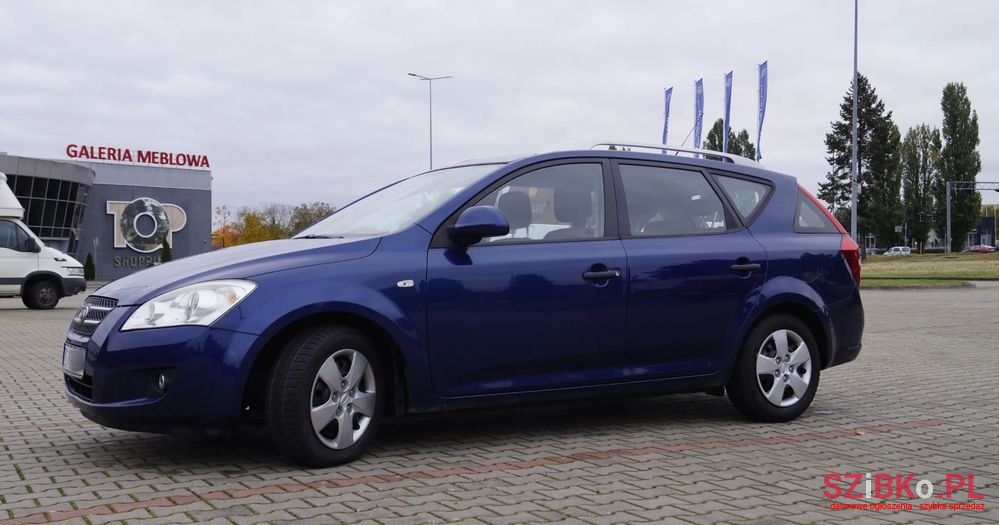 2008' Kia Ceed photo #2