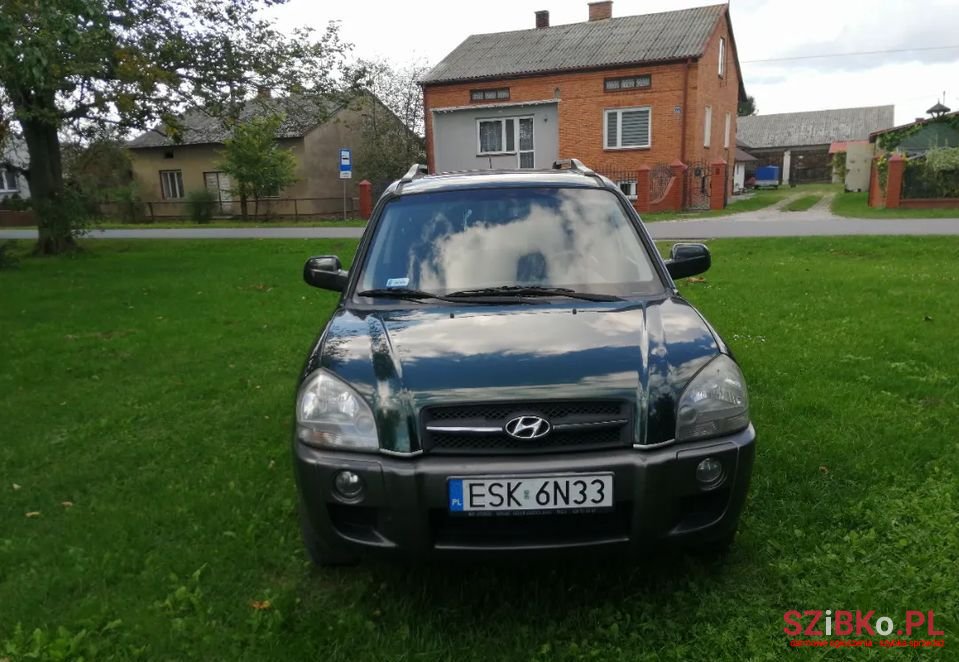 2008' Hyundai Tucson photo #2